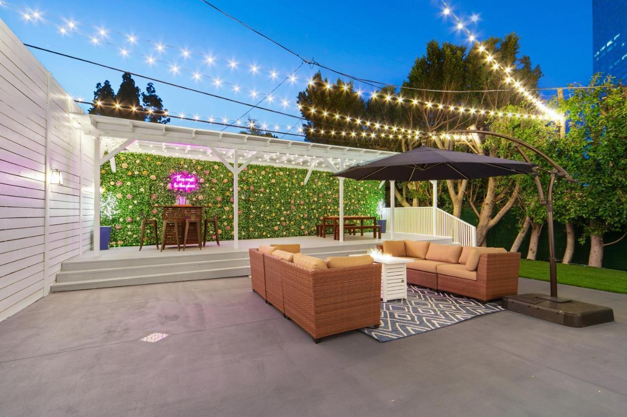 Studio City Contemporary Villa With Pool Sleeps 10 Лос-Анджелес Экстерьер фото